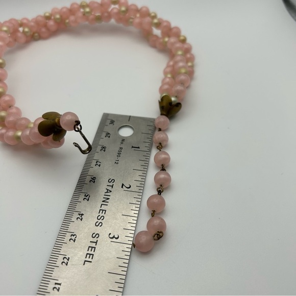 Vintage Pink and Champaign Faux Pearl Twisted Rope Style Necklace 18" - Picture 7 of 7
